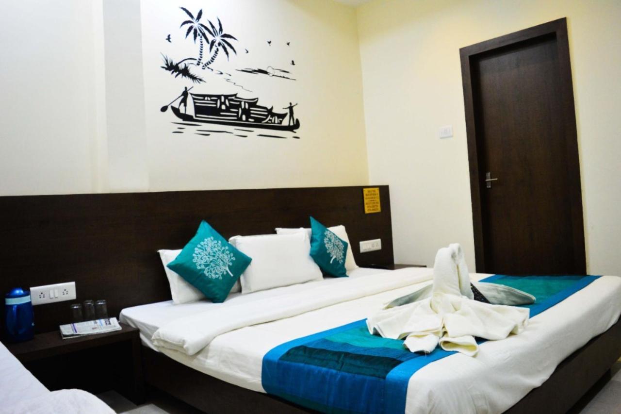 Hotel Satyug Ujjain Extérieur photo