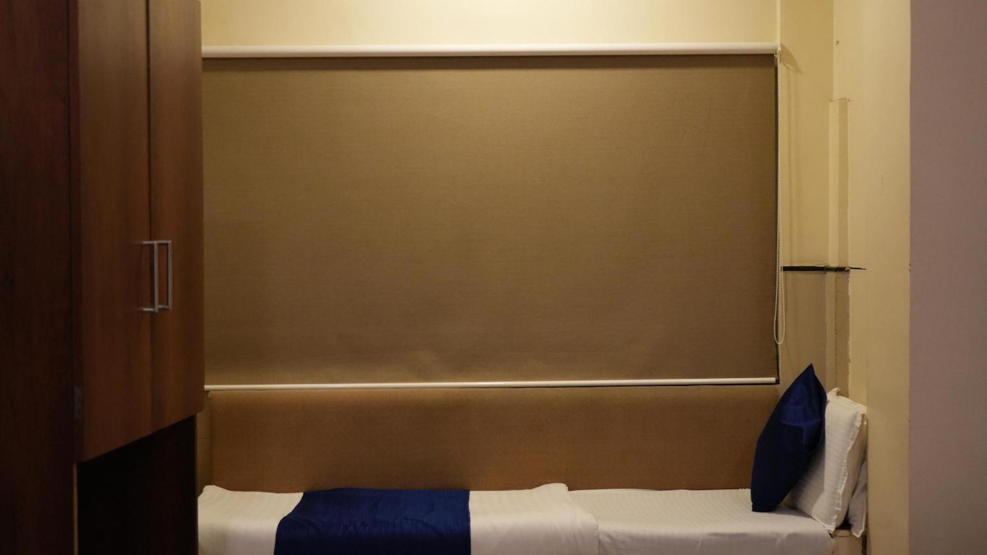 Hotel Satyug Ujjain Extérieur photo